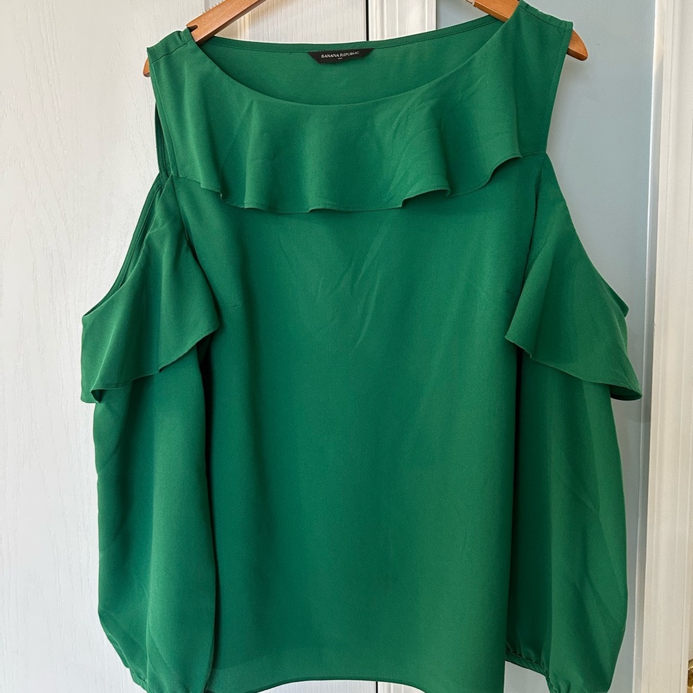 Banana Republic large emerald green cold shoulder blouse